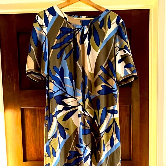 Sandwich Dress - Picture 1 of 9